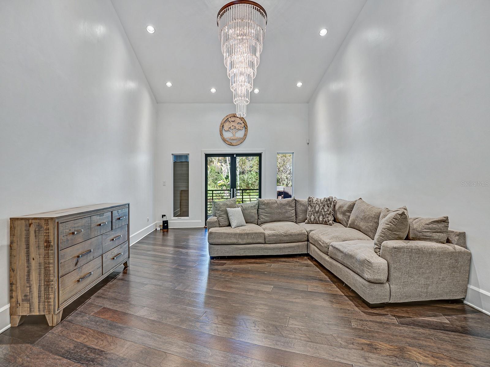 HUNTINGTON SUB - Residential