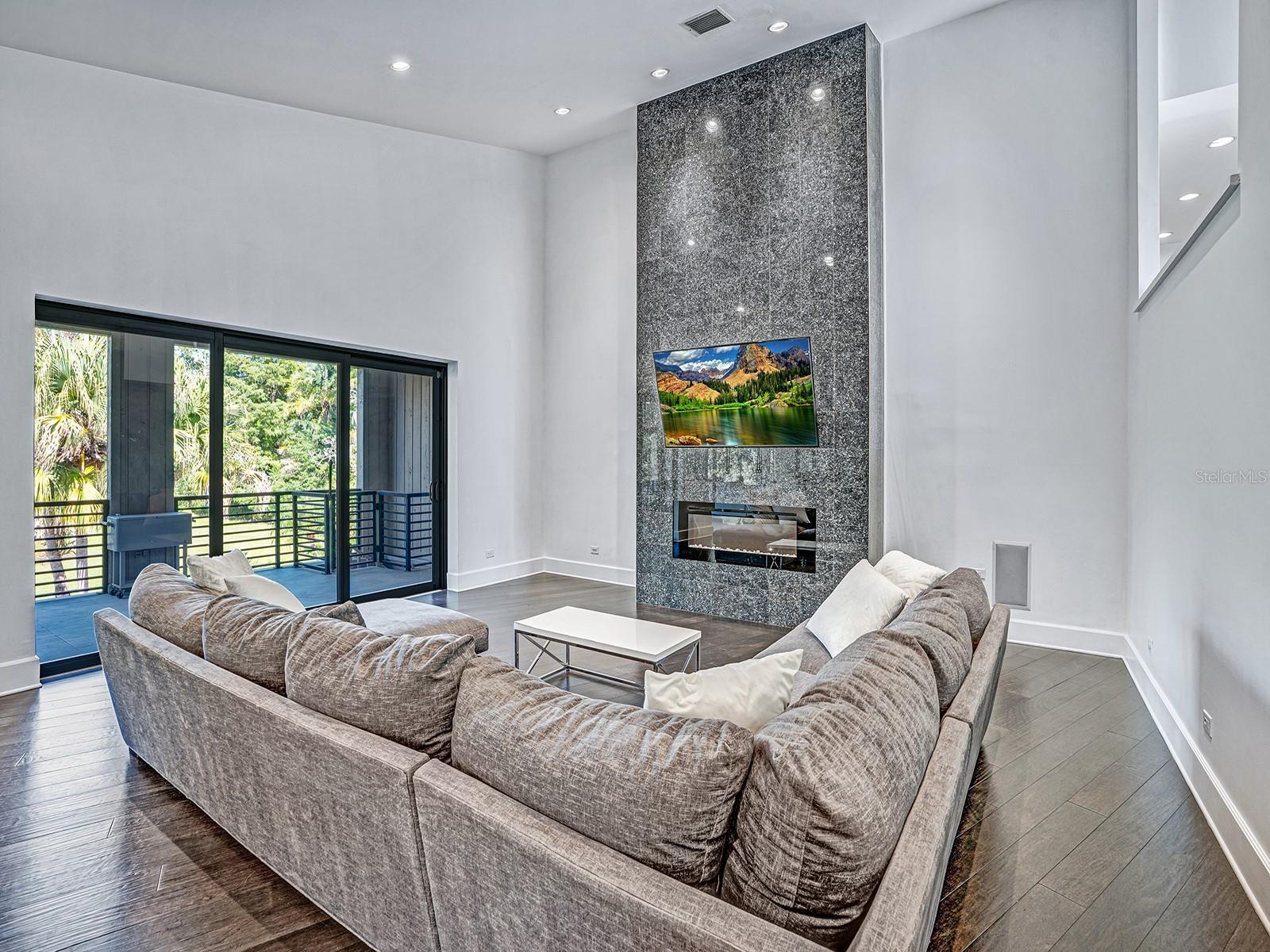 HUNTINGTON SUB - Residential