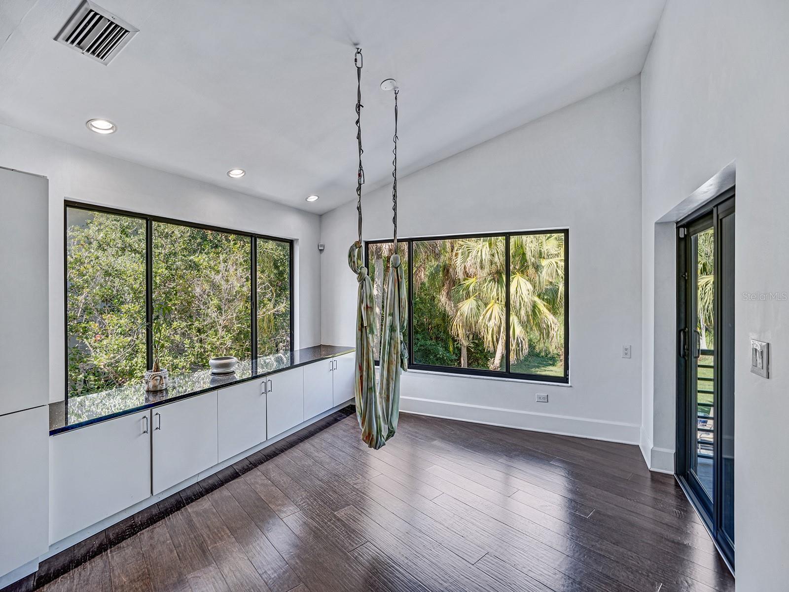 HUNTINGTON SUB - Residential