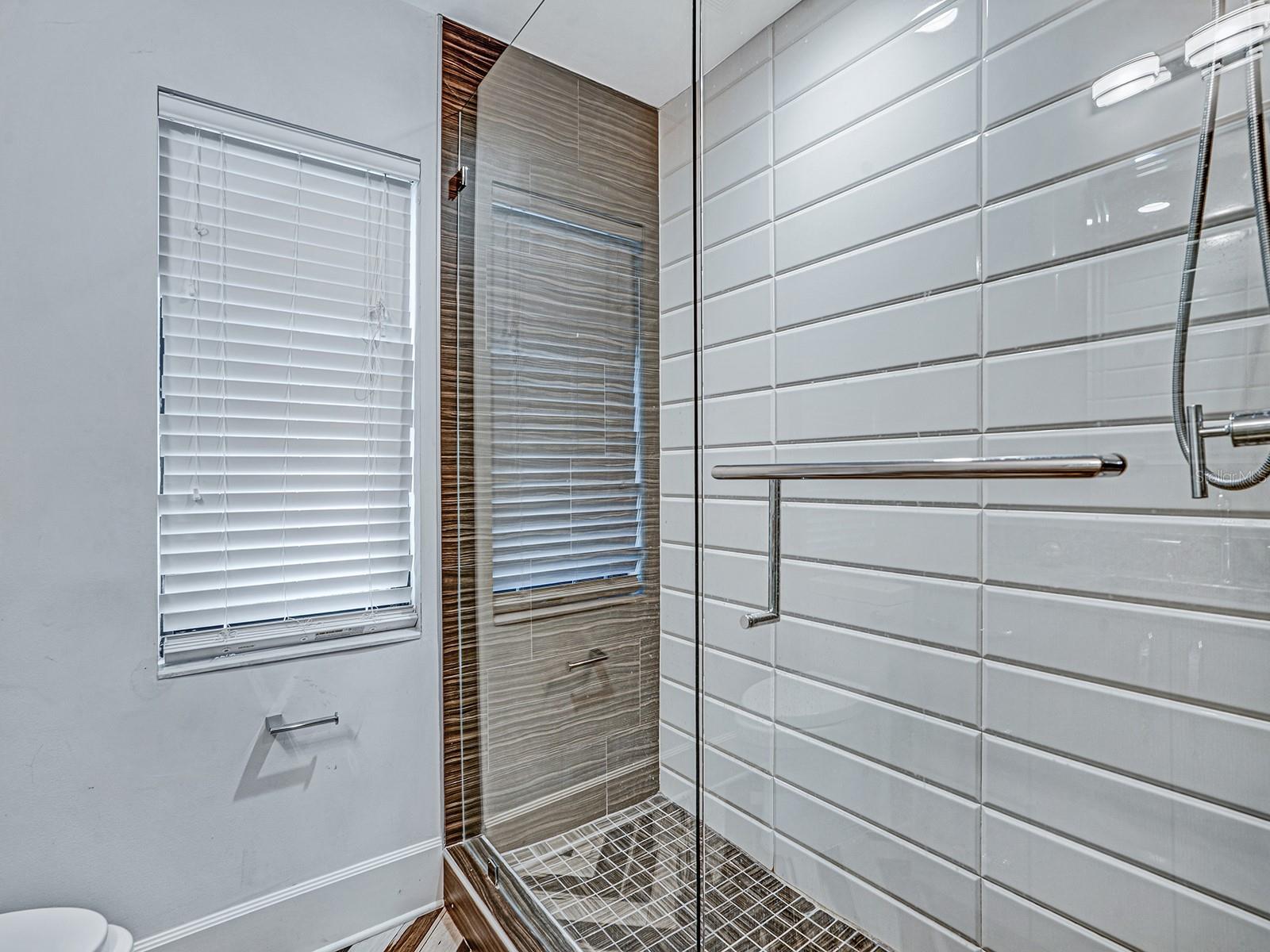 HUNTINGTON SUB - Residential