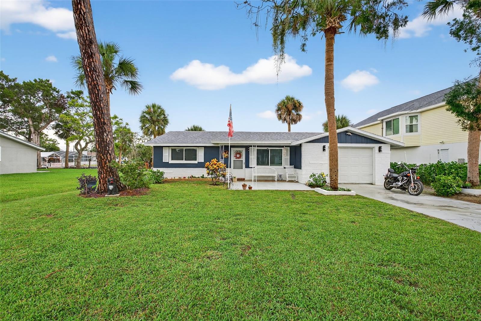 5433 BLUEPOINT DRIVE