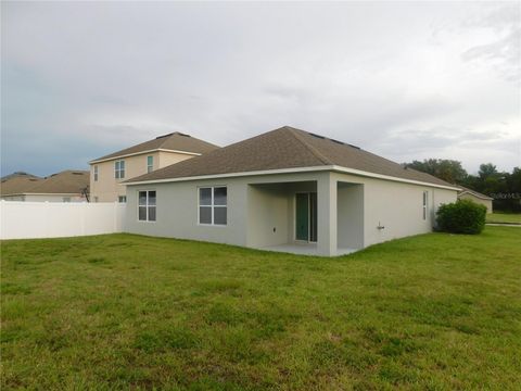 A home in WINTER HAVEN