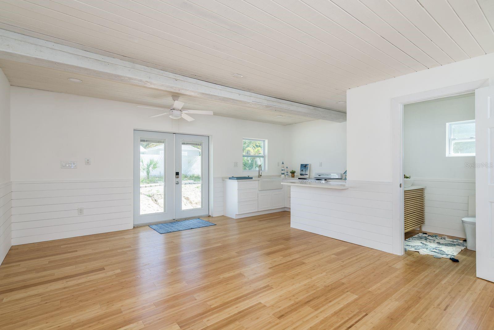 PALM HARBOR ESTATES - Residential