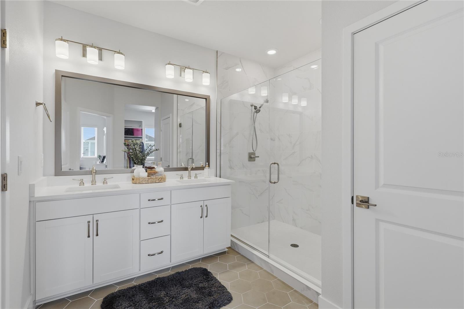 EMERALD LNDG/WATERSIDE - Residential