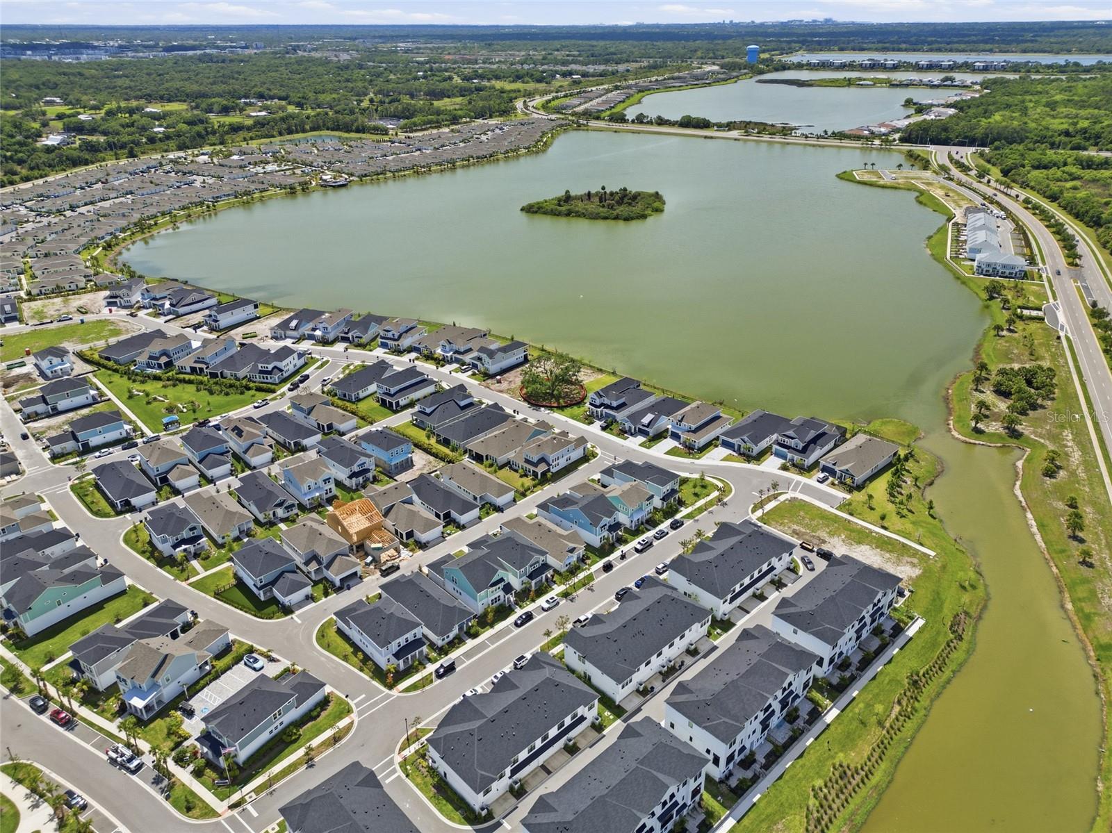 EMERALD LNDG/WATERSIDE - Residential