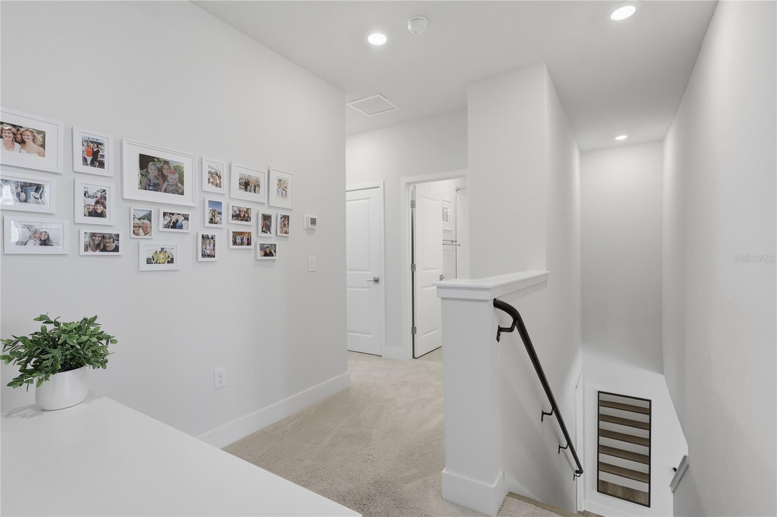 EMERALD LNDG/WATERSIDE - Residential