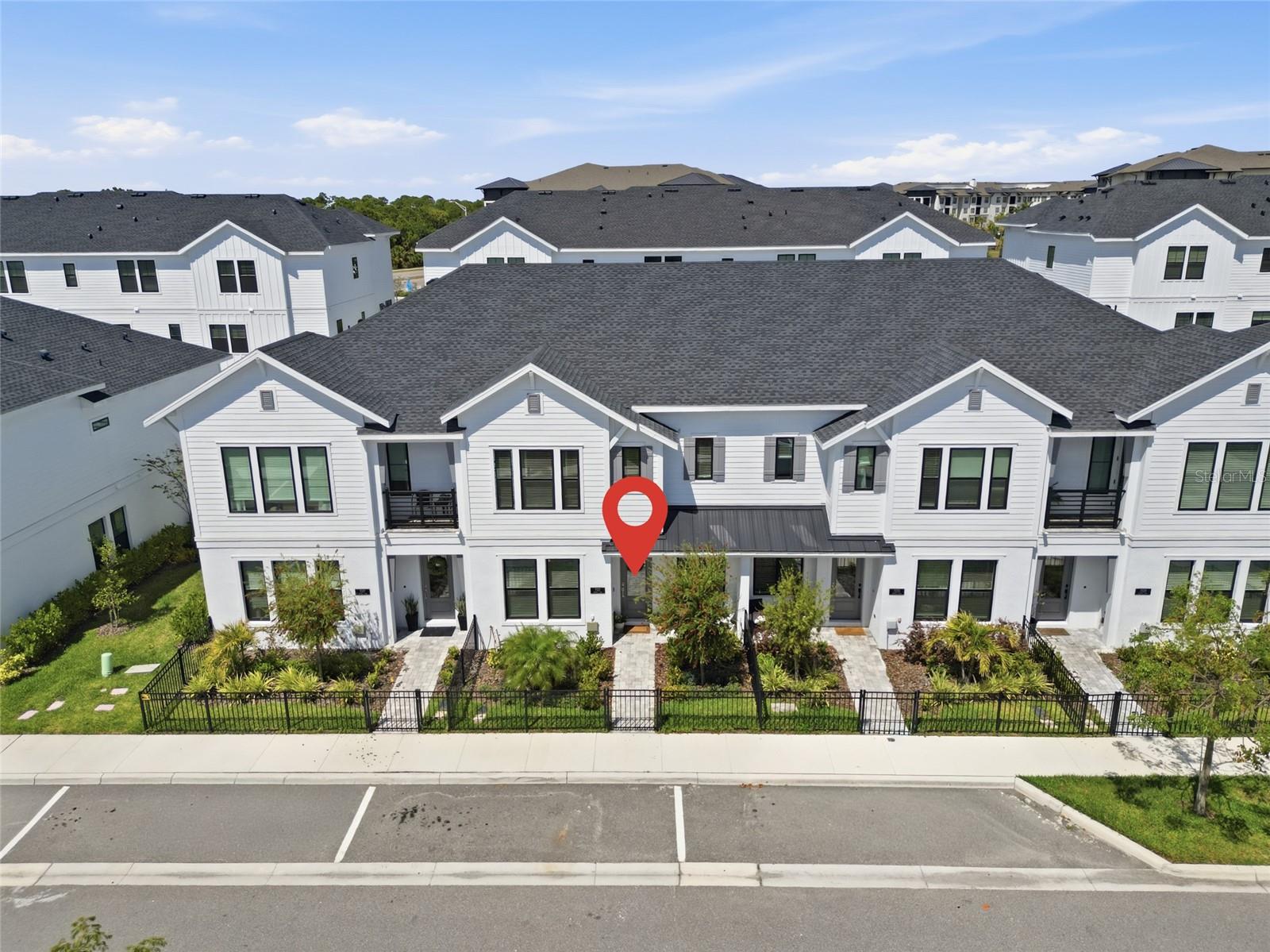 EMERALD LNDG/WATERSIDE - Residential