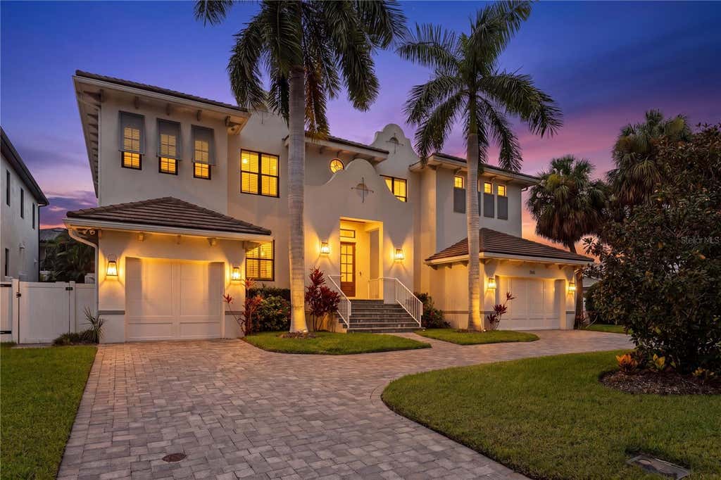 Photo of Tampa, FL 33629 (MLS # TB8527041)