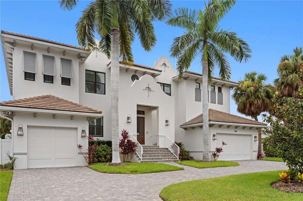 Photo of Tampa, FL 33629 (MLS # TB8527041)