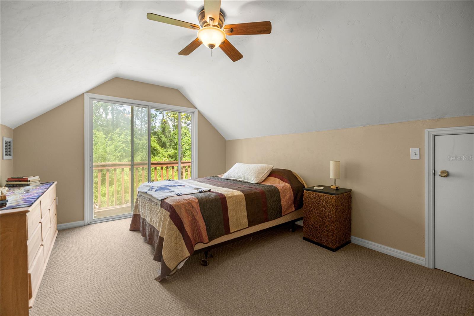 ICHETUCKNEE WILDERNESS - Residential