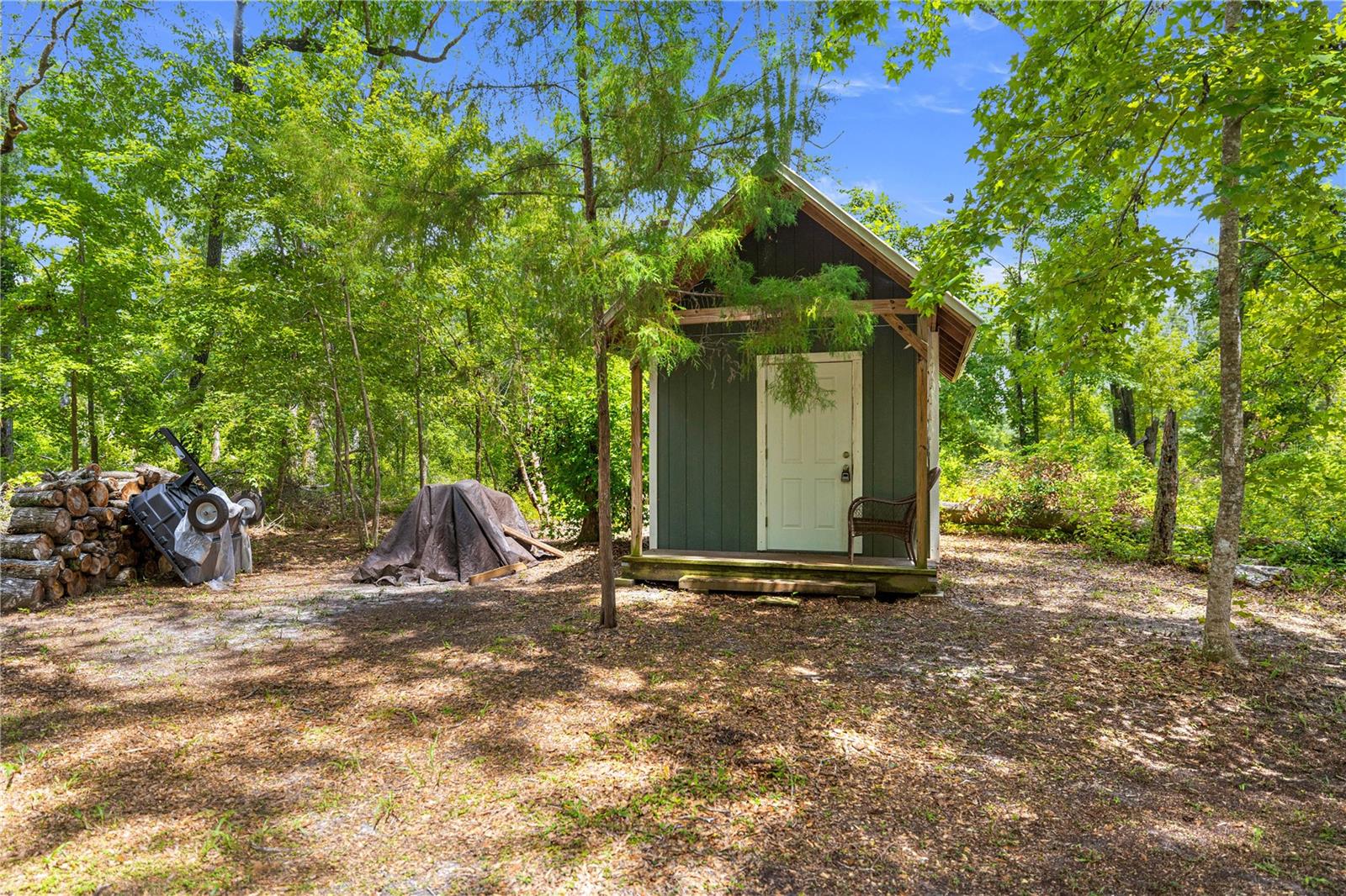 ICHETUCKNEE WILDERNESS - Residential