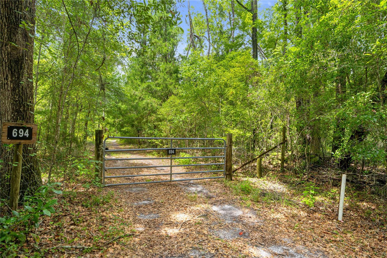 ICHETUCKNEE WILDERNESS - Residential