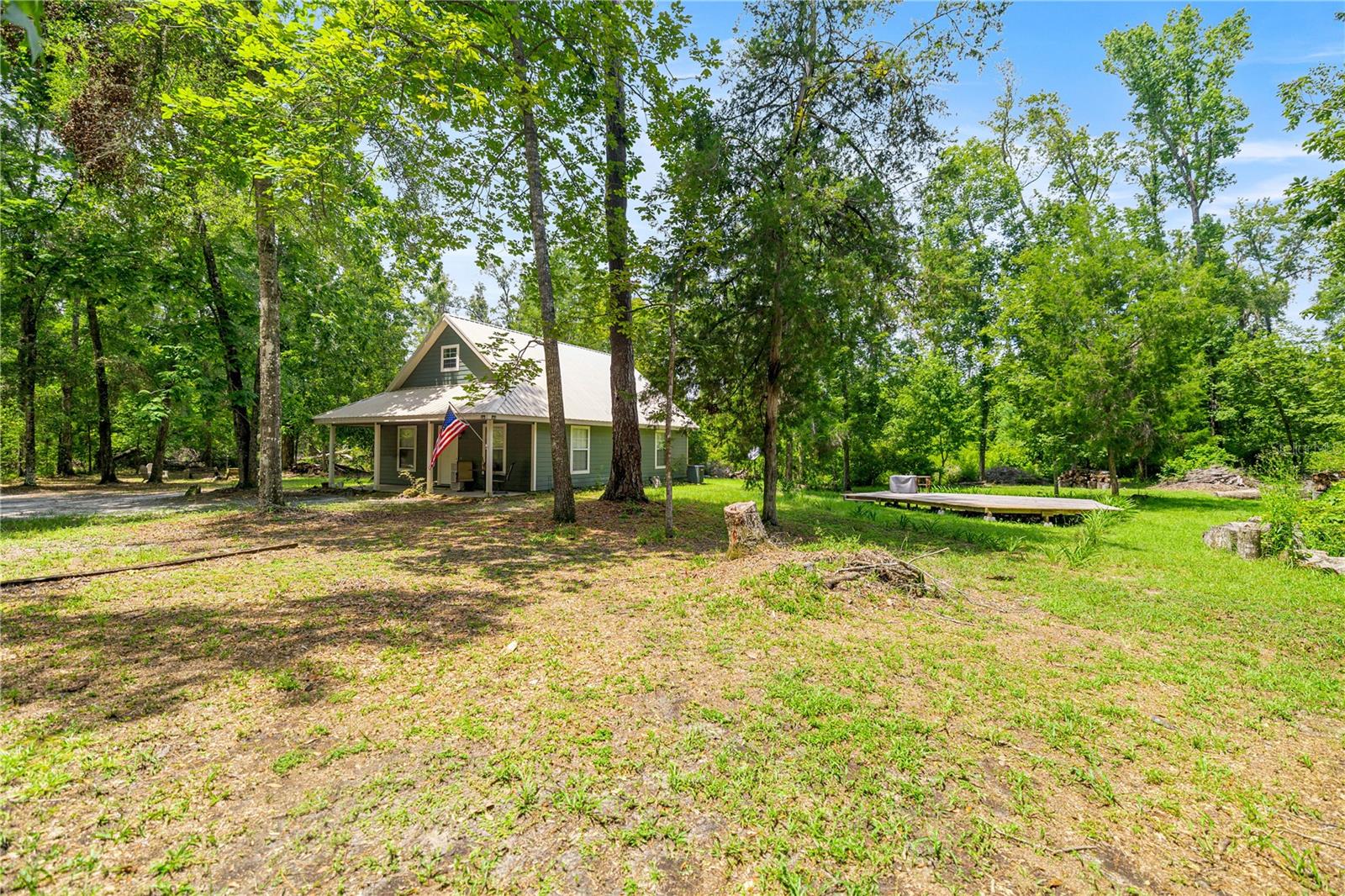 ICHETUCKNEE WILDERNESS - Residential