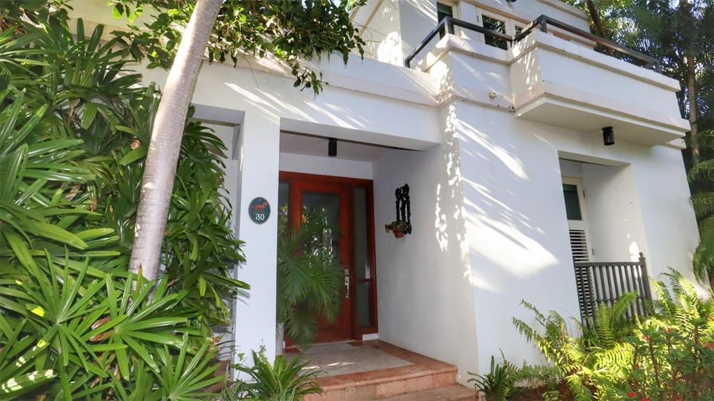 DORADO BEACH EAST - Residential