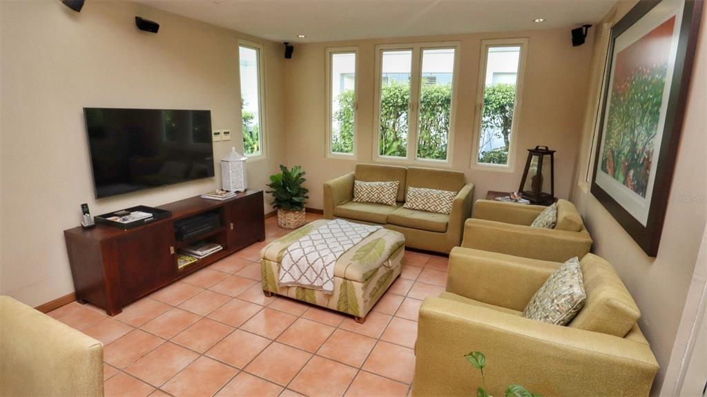 DORADO BEACH EAST - Residential