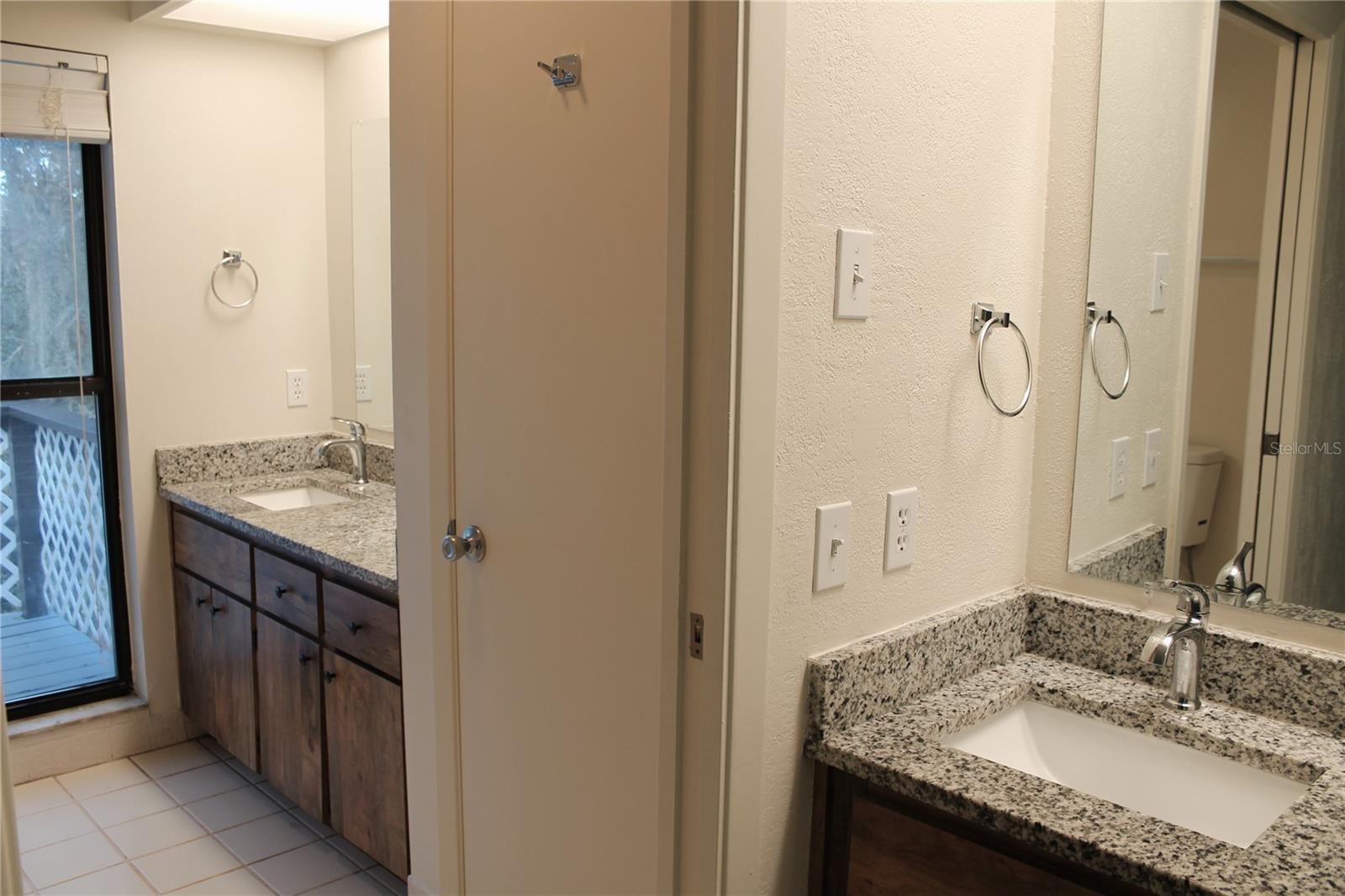 WOODLAND HILLS - Residential