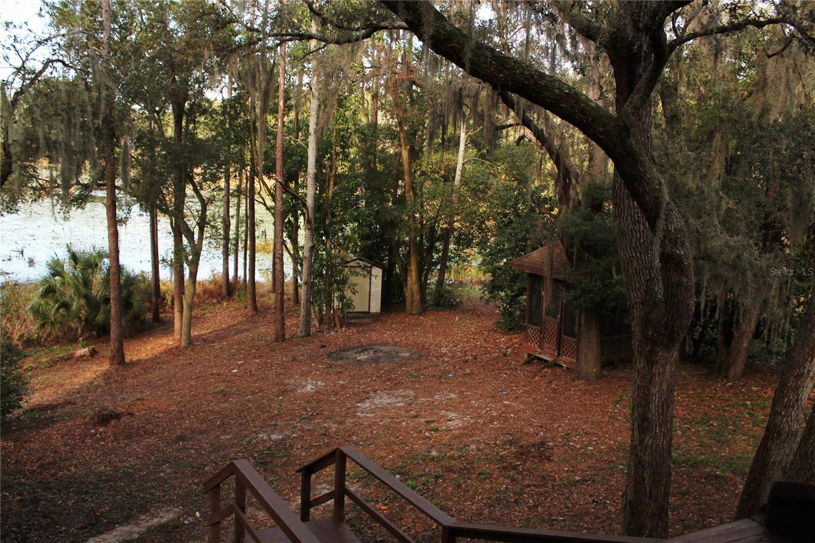 WOODLAND HILLS - Residential