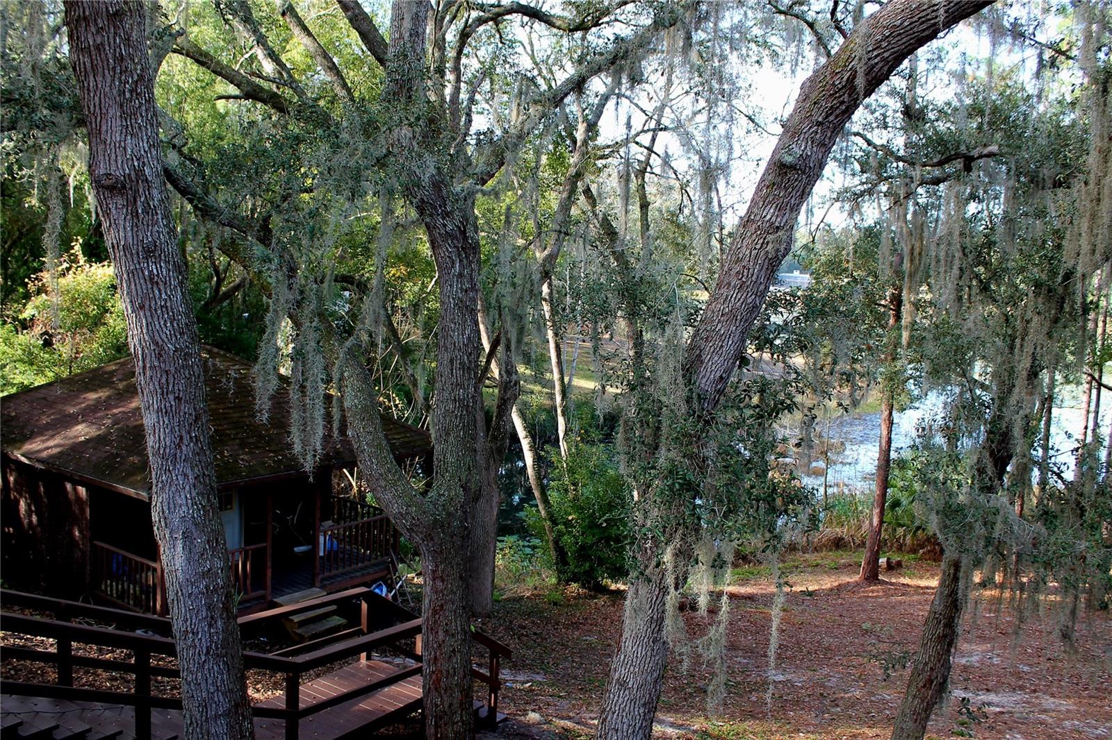 WOODLAND HILLS - Residential