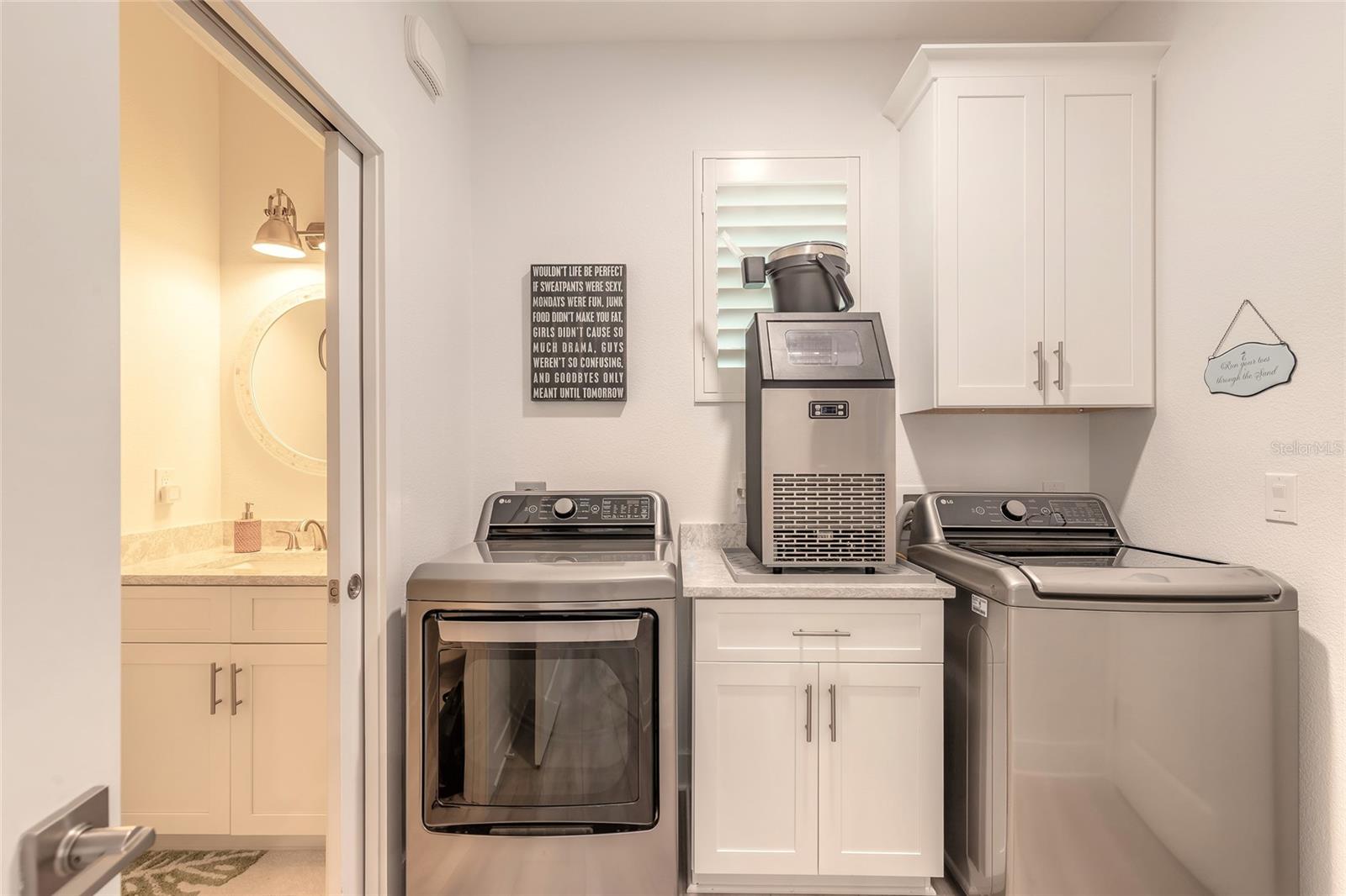 LIGHTHOUSE SHORES - Residential