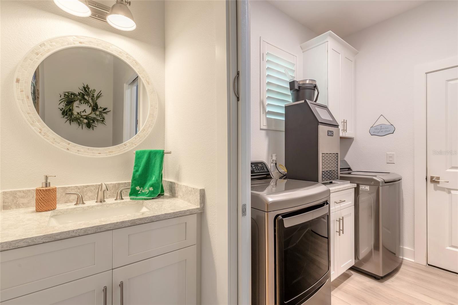 LIGHTHOUSE SHORES - Residential