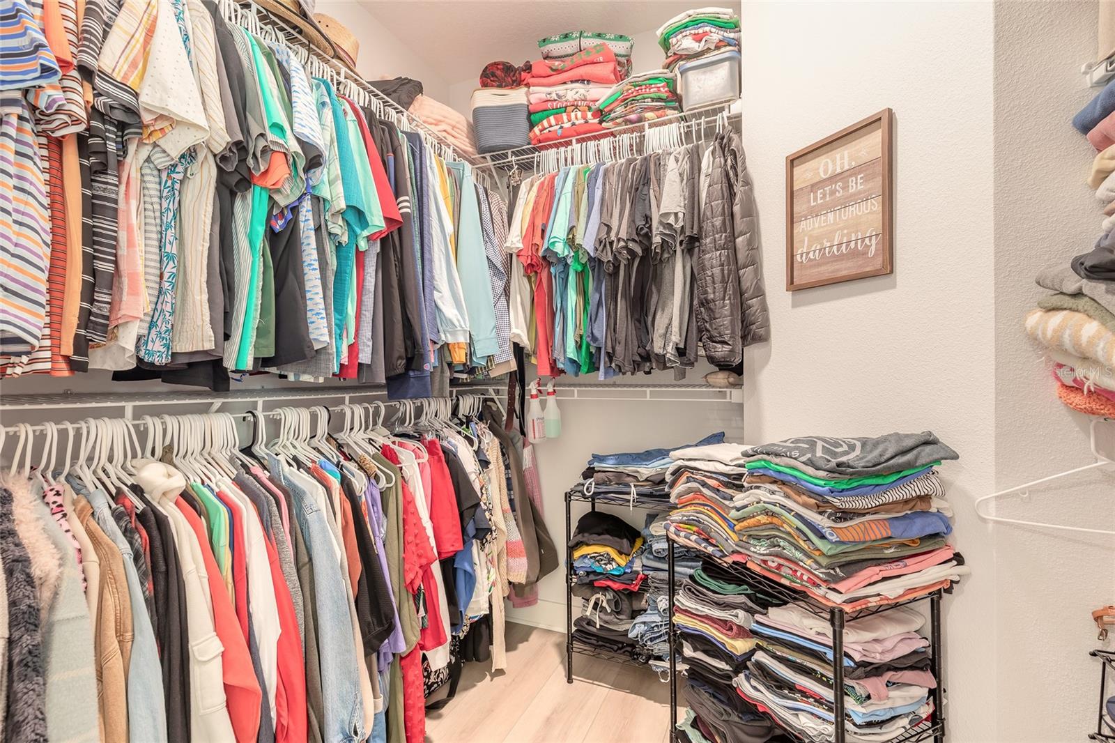 LIGHTHOUSE SHORES - Residential