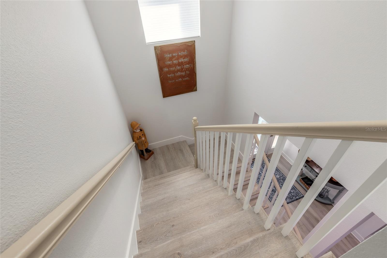 LIGHTHOUSE SHORES - Residential