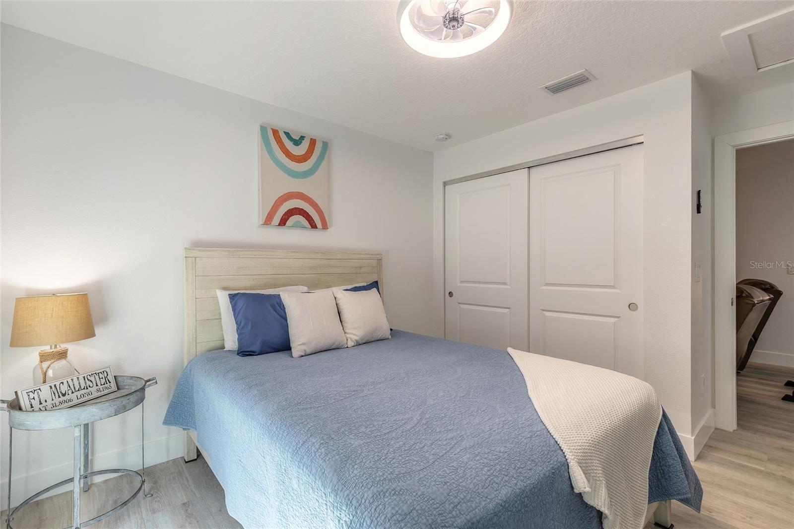 LIGHTHOUSE SHORES - Residential