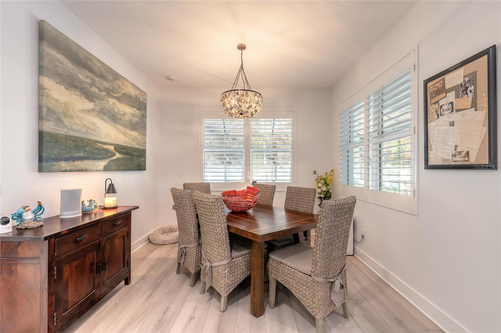 LIGHTHOUSE SHORES - Residential