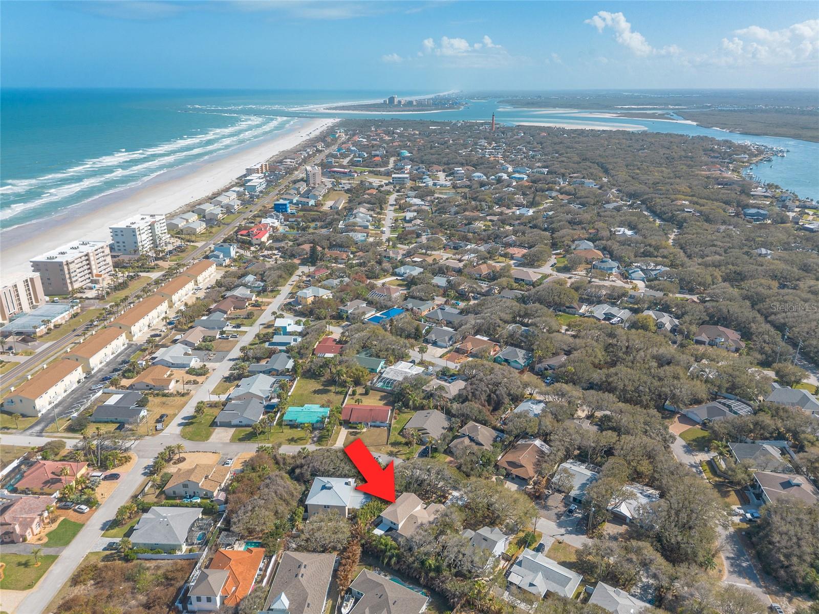 LIGHTHOUSE SHORES - Residential