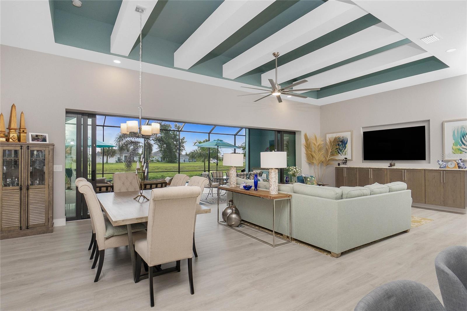 ROTONDA WHITE MARSH - Residential