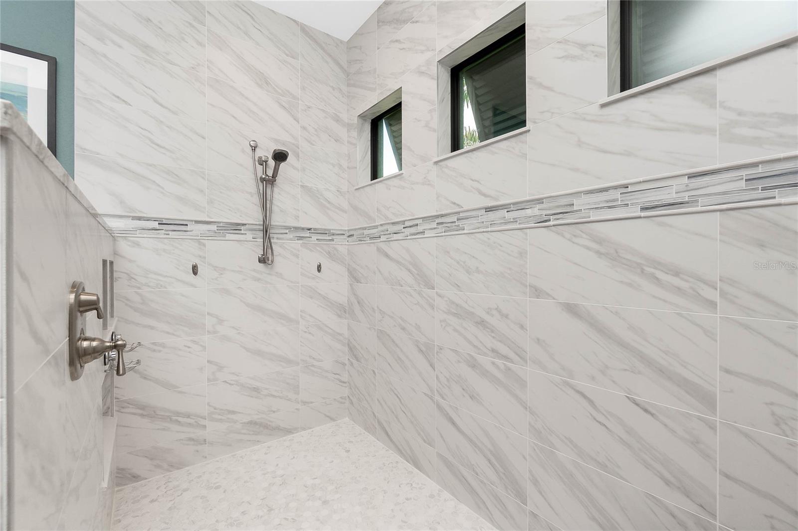 ROTONDA WHITE MARSH - Residential