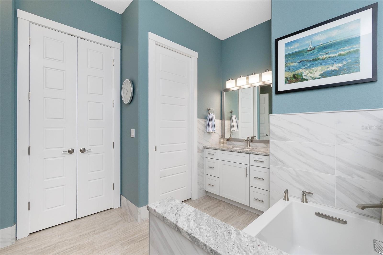 ROTONDA WHITE MARSH - Residential