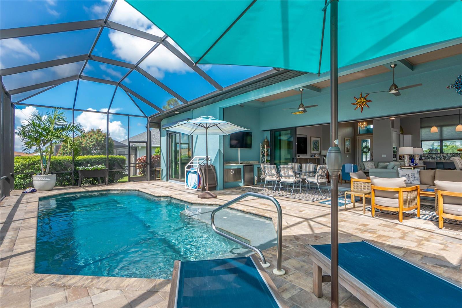 ROTONDA WHITE MARSH - Residential