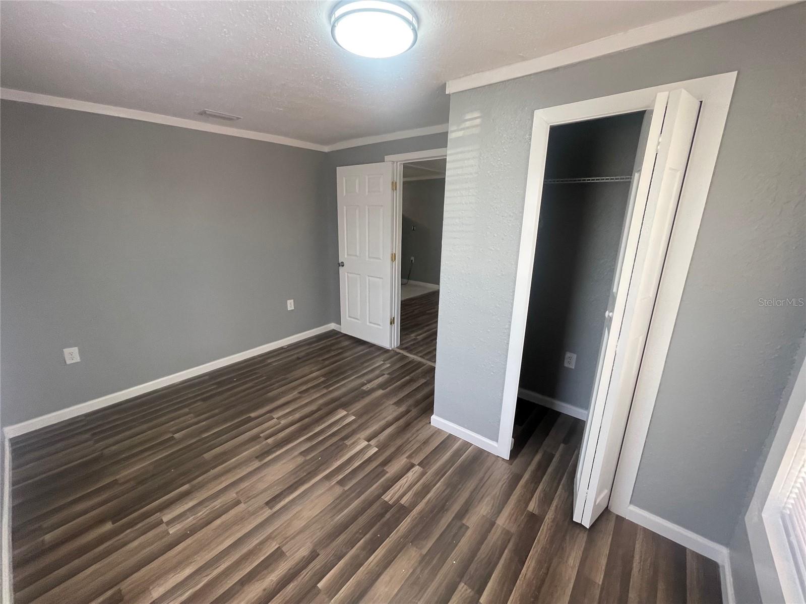 OAKLAND PARK OR A D GILLEYS - Residential