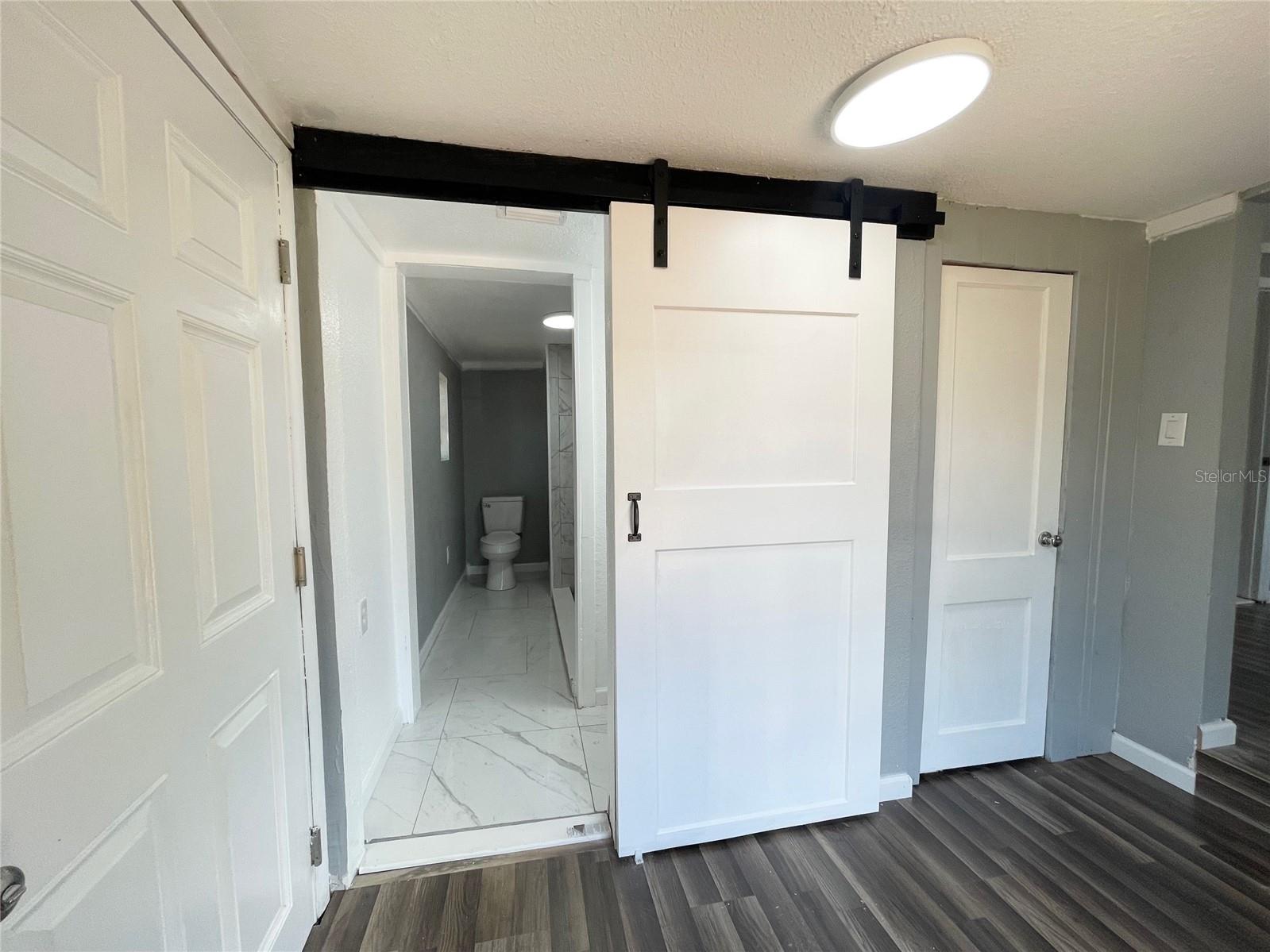 OAKLAND PARK OR A D GILLEYS - Residential