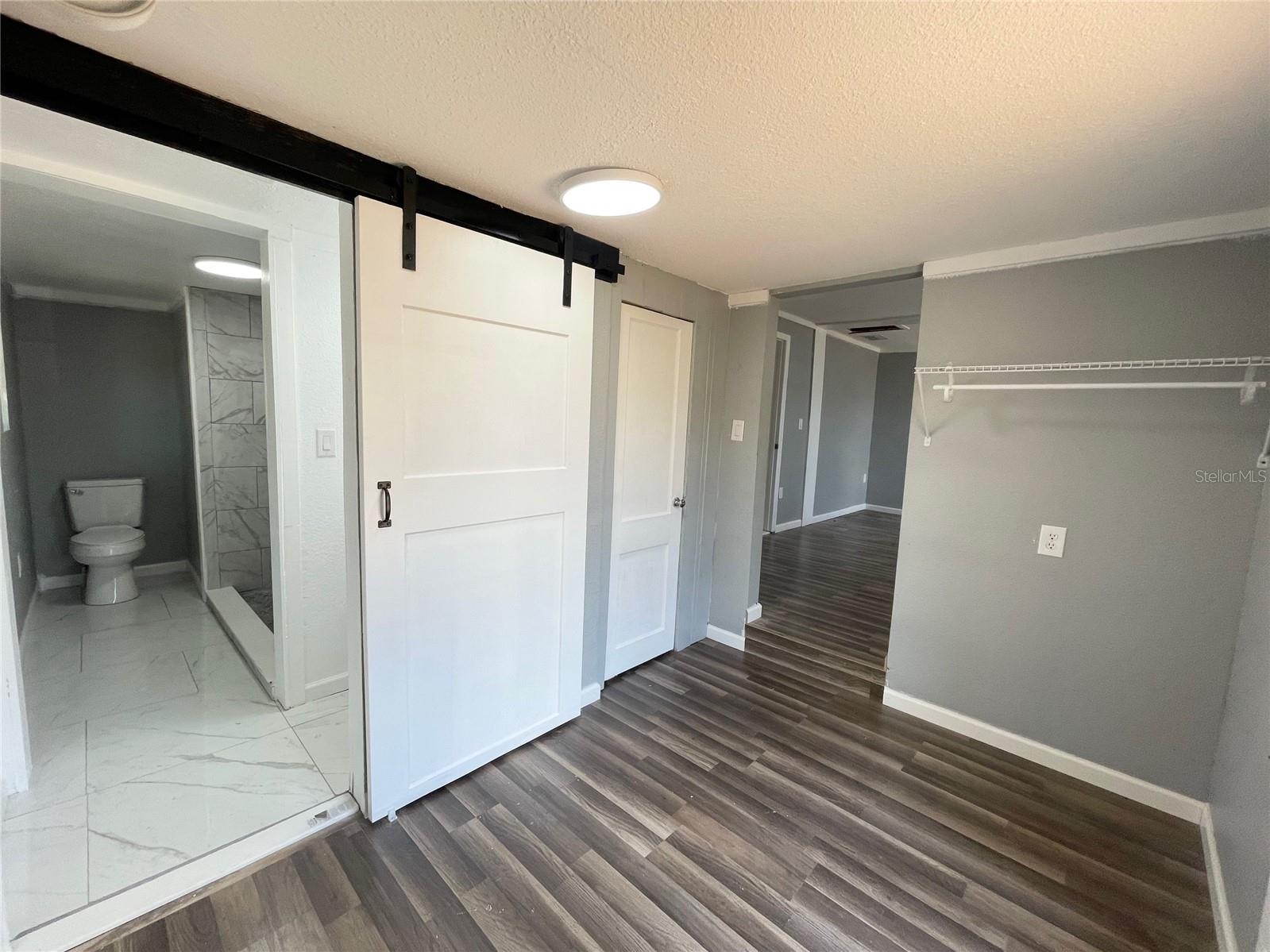 OAKLAND PARK OR A D GILLEYS - Residential