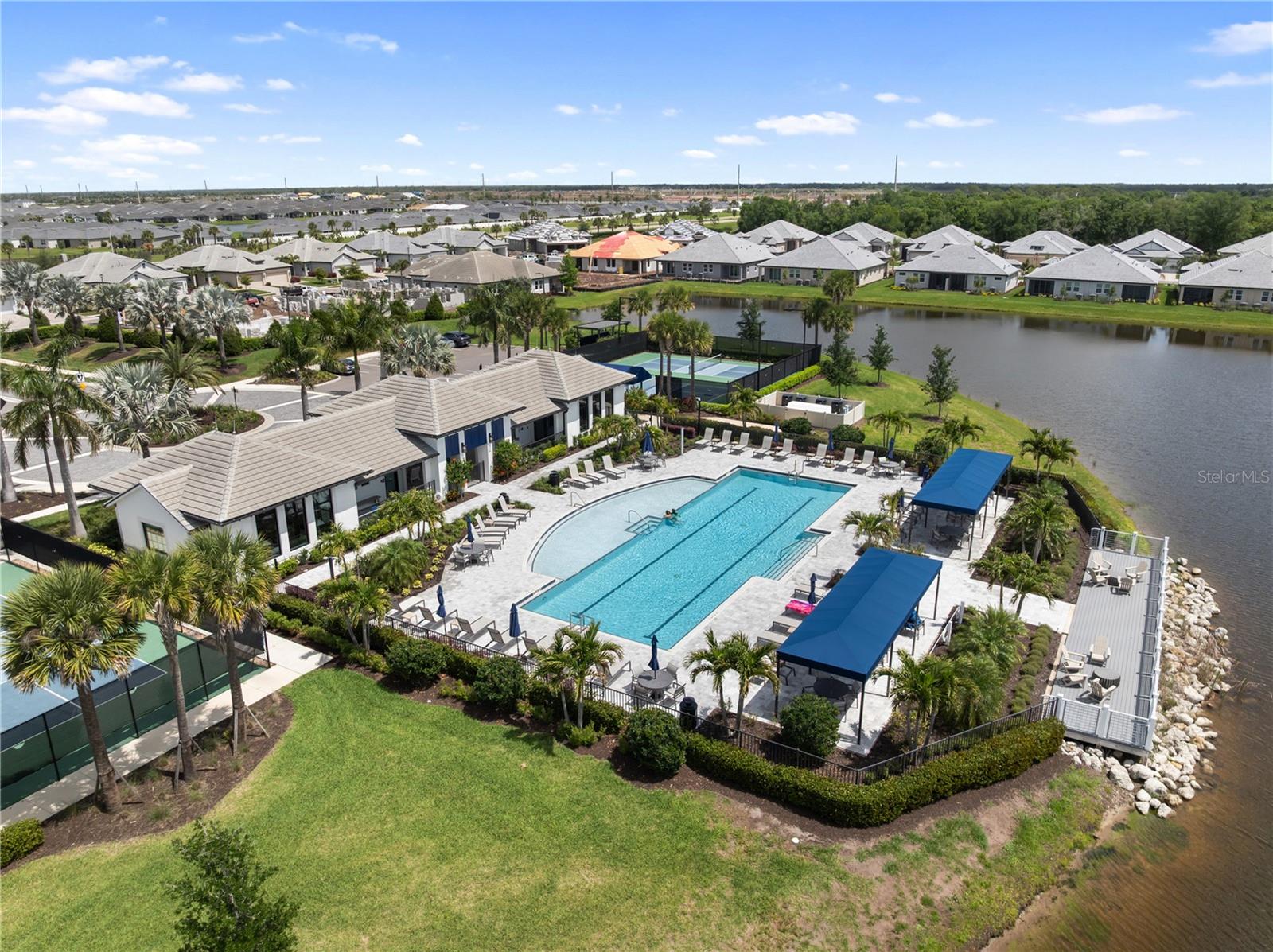SWEETWATER AT LAKEWOOD RANCH PH I & II - Residential