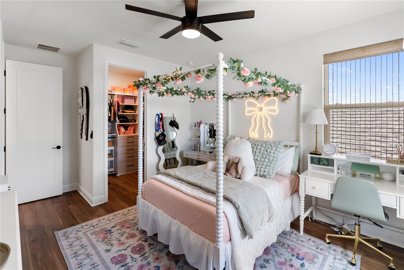 SWEETWATER AT LAKEWOOD RANCH PH I & II - Residential