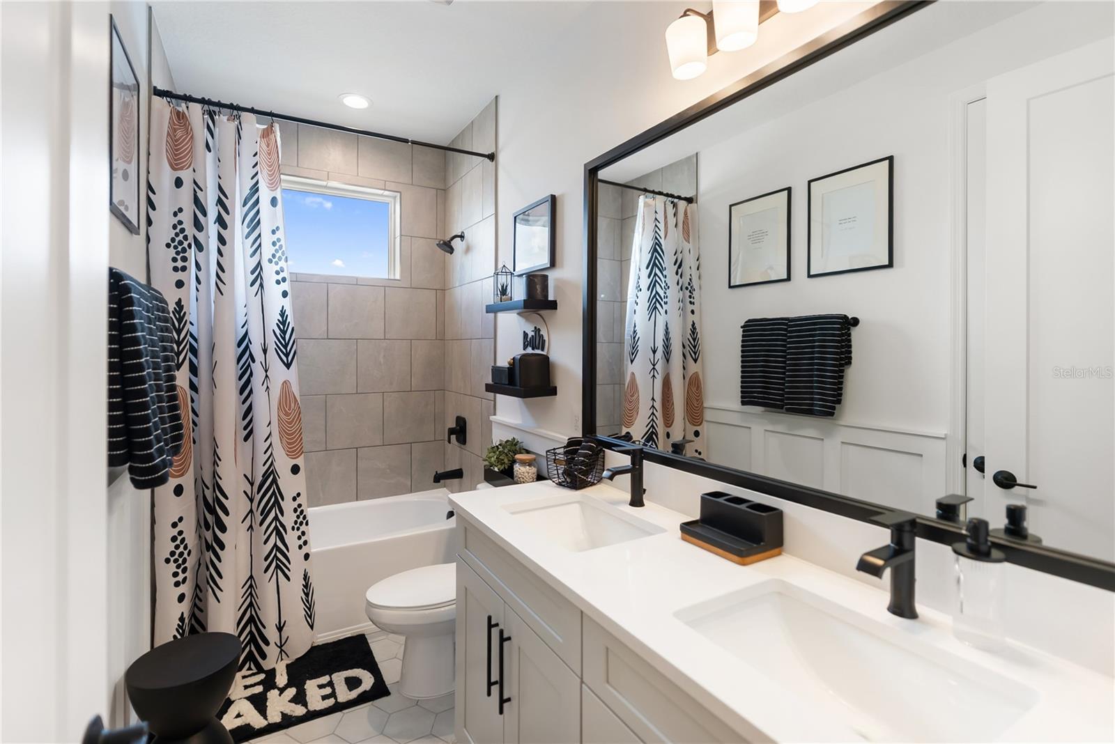 SWEETWATER AT LAKEWOOD RANCH PH I & II - Residential