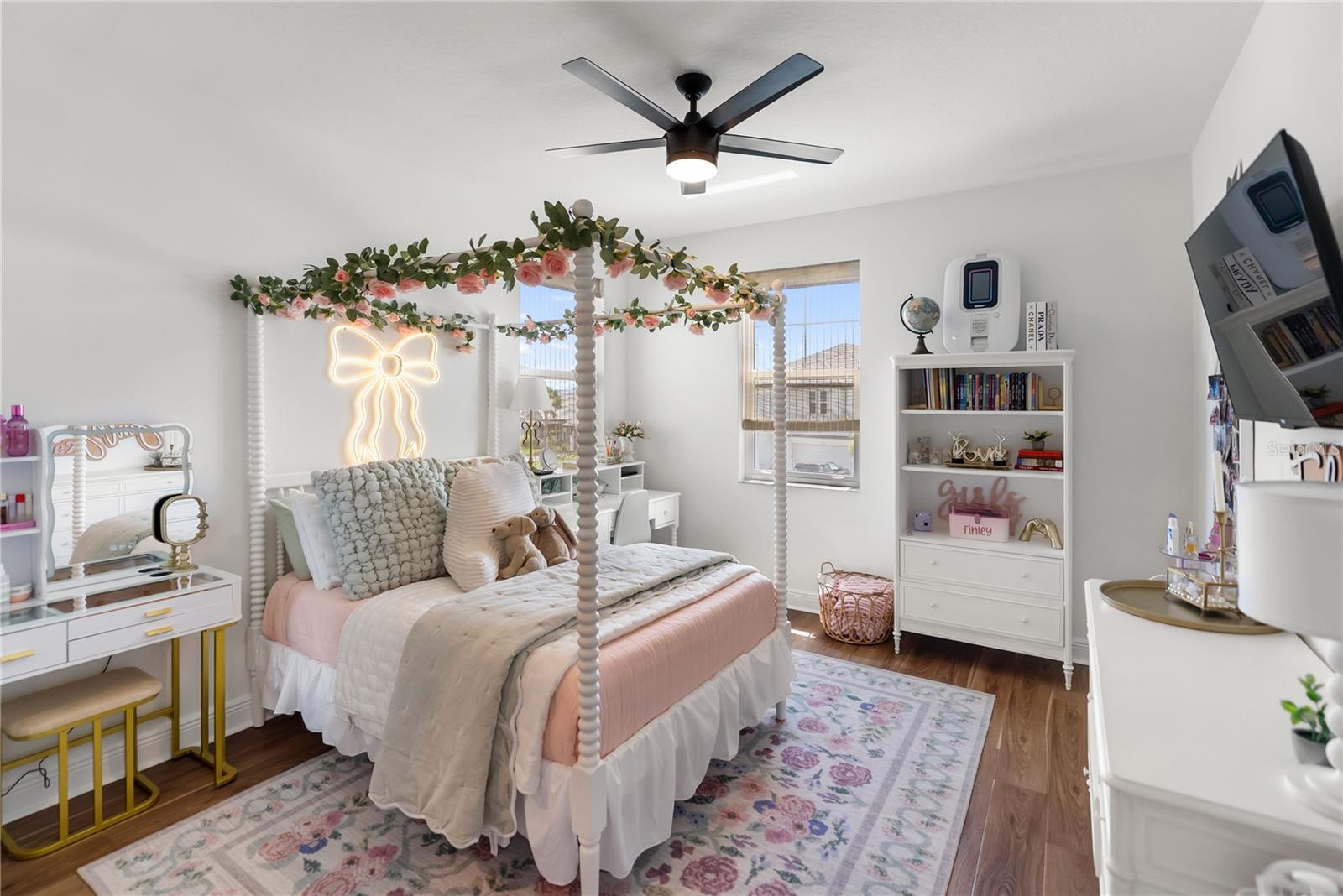 SWEETWATER AT LAKEWOOD RANCH PH I & II - Residential