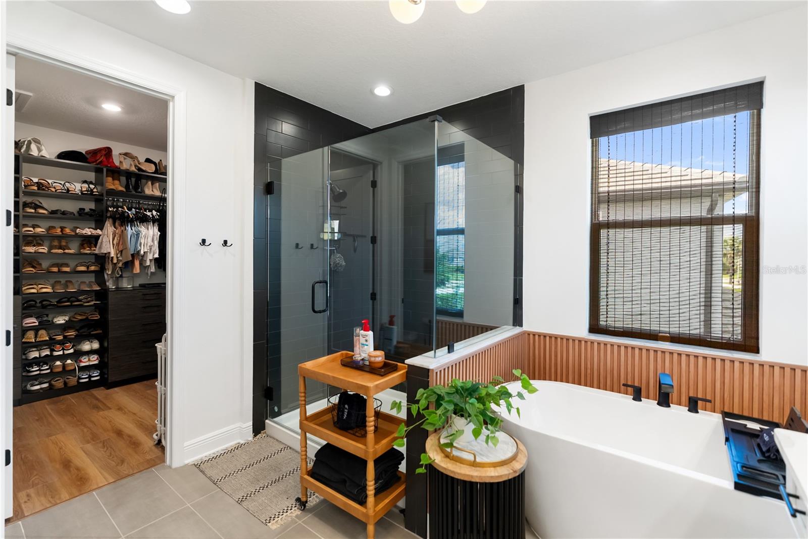 SWEETWATER AT LAKEWOOD RANCH PH I & II - Residential