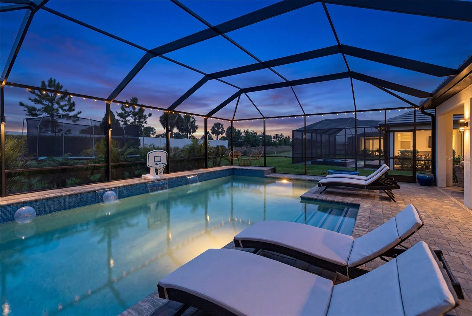 SWEETWATER AT LAKEWOOD RANCH PH I & II - Residential