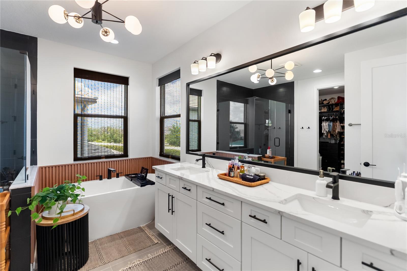 SWEETWATER AT LAKEWOOD RANCH PH I & II - Residential