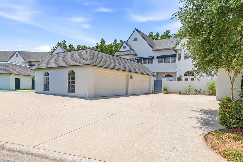 Photo of 18740 Wimbledon Circle, Lutz, FL 33558 (MLS # TB8506359)