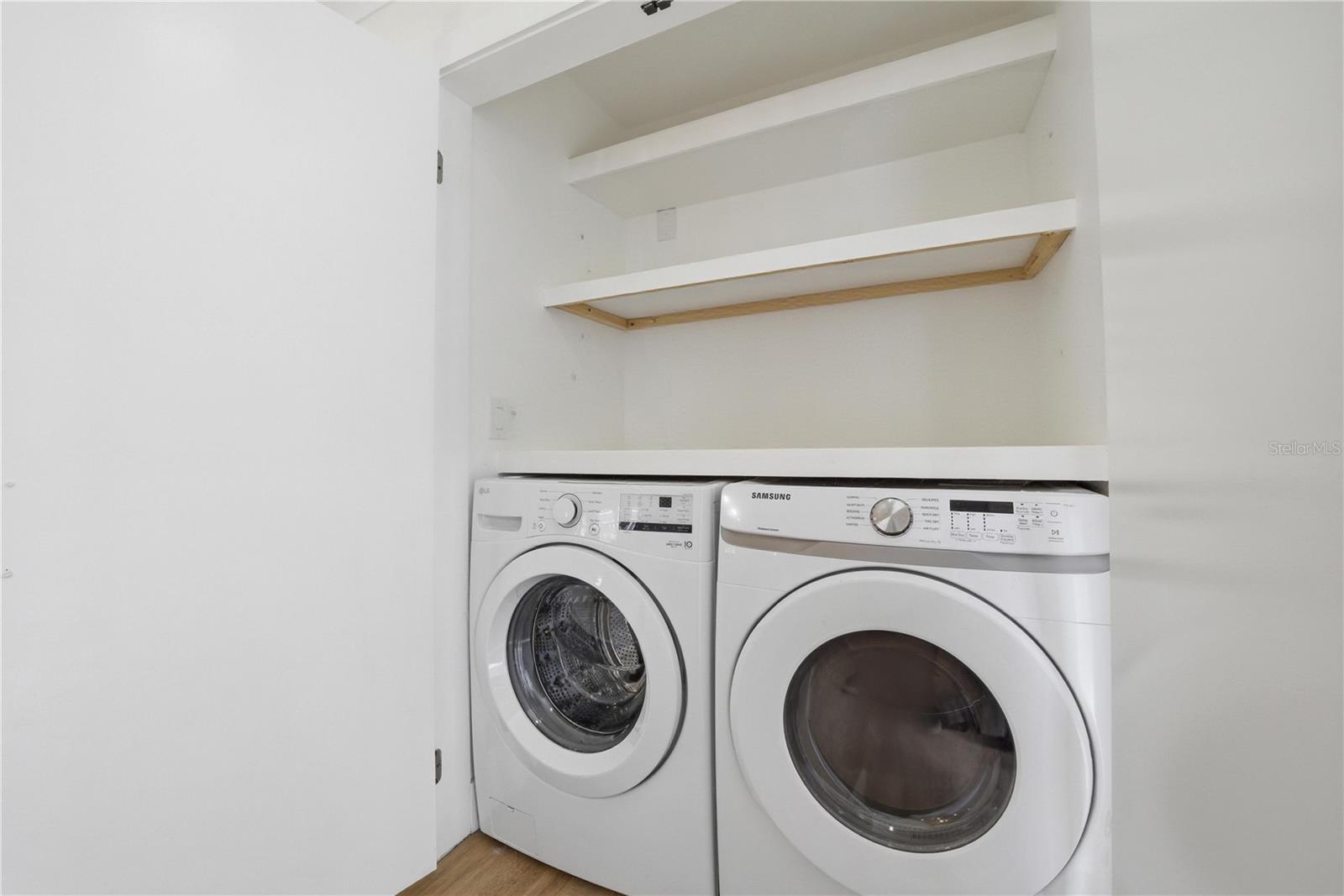 PEACEFUL VISTA HOMES - Residential