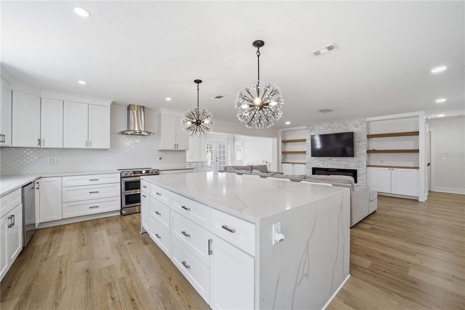 PEACEFUL VISTA HOMES - Residential