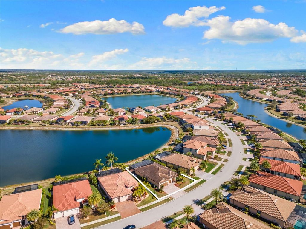 Photo of 13238 Famiglia Drive, Venice, FL 34293 (MLS # A4684623)