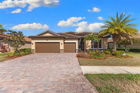 Photo of 13238 Famiglia Drive, Venice, FL 34293 (MLS # A4684623)