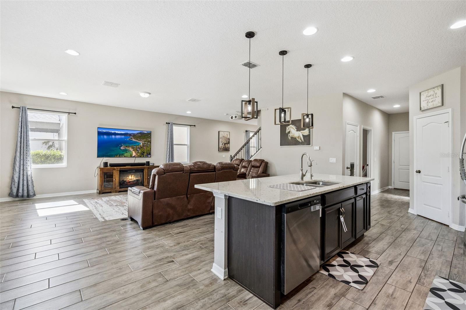 ESTUARY AT ST JOHNS - Residential