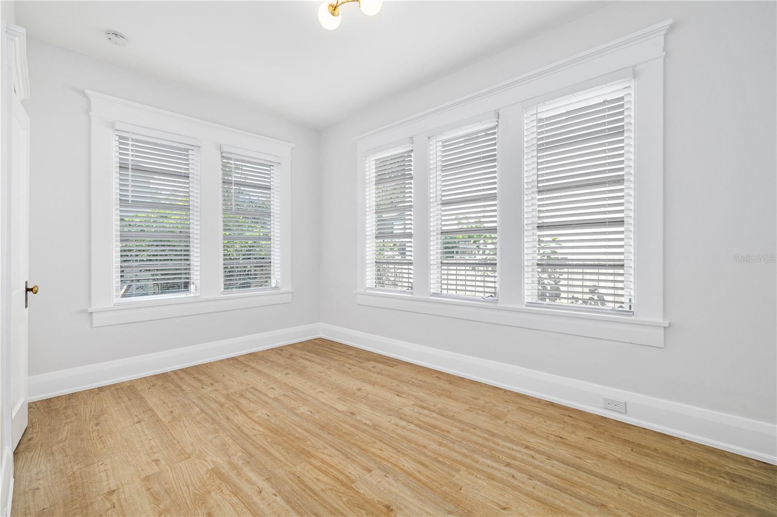 VIRGINIA PARK - Residential